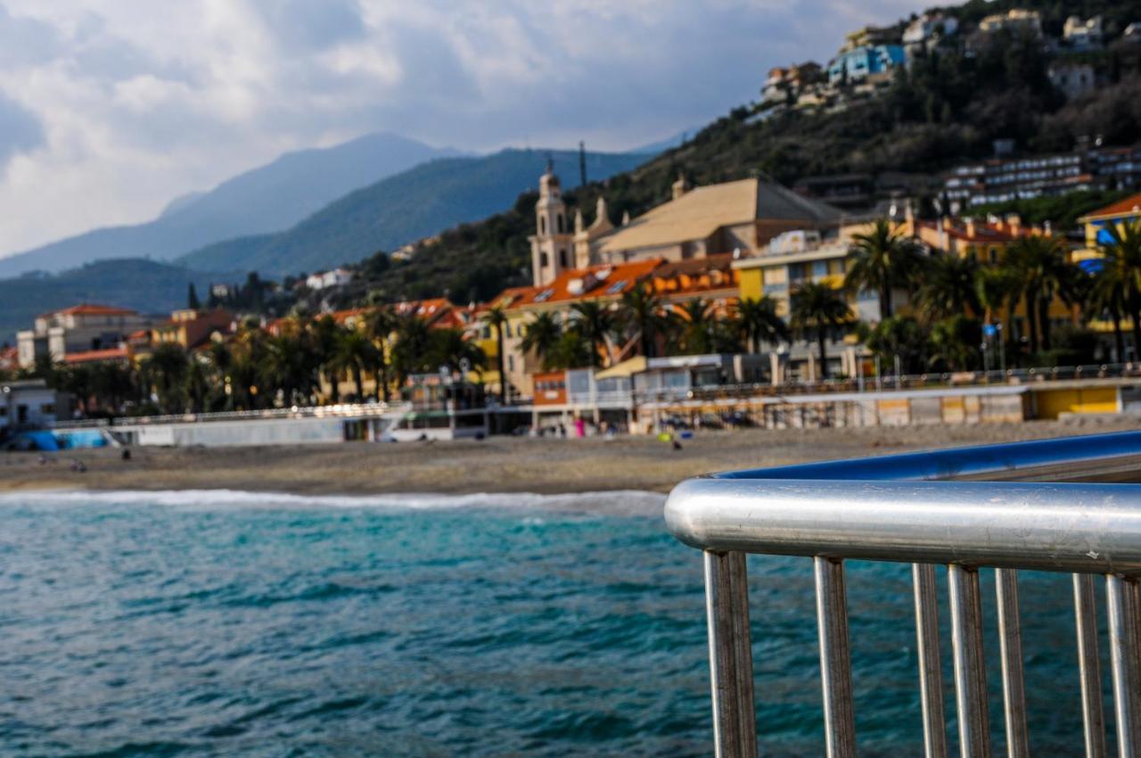 I Love Pietra Ligure Dış mekan fotoğraf